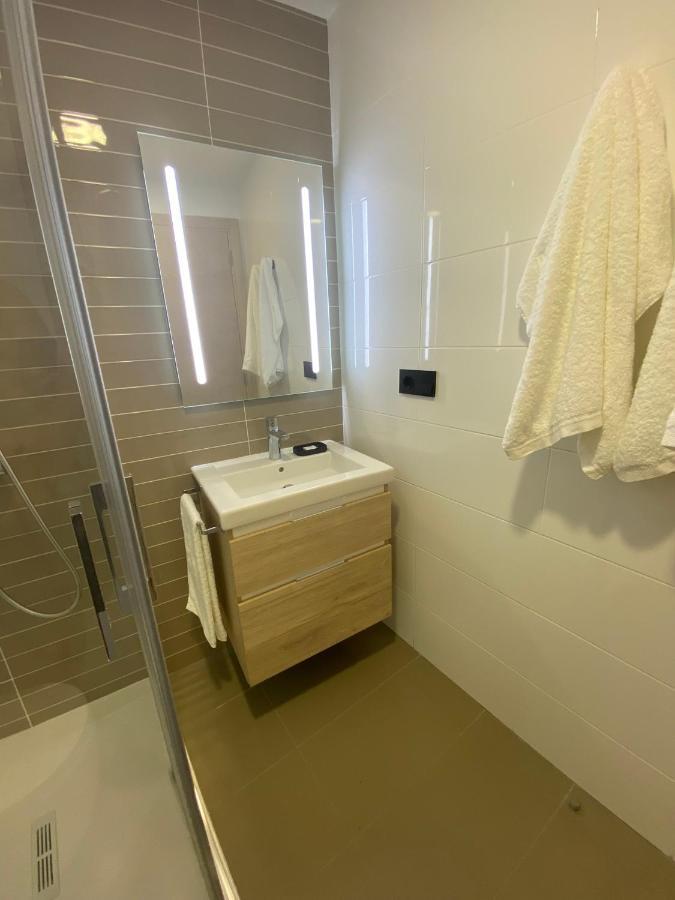 Апартаменты Move In Miragaia Виго Экстерьер фото